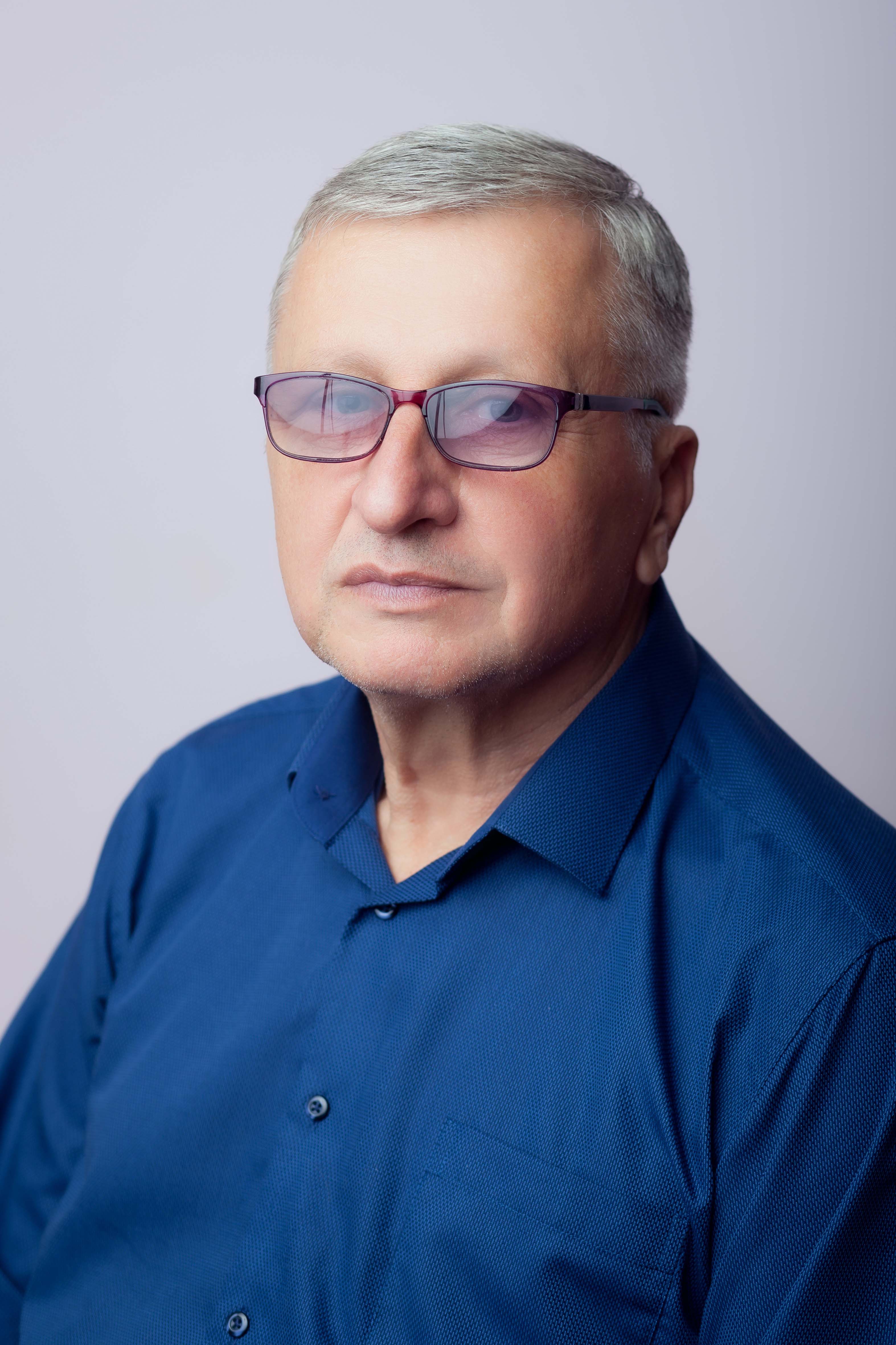Голованёв Владимир Александрович.